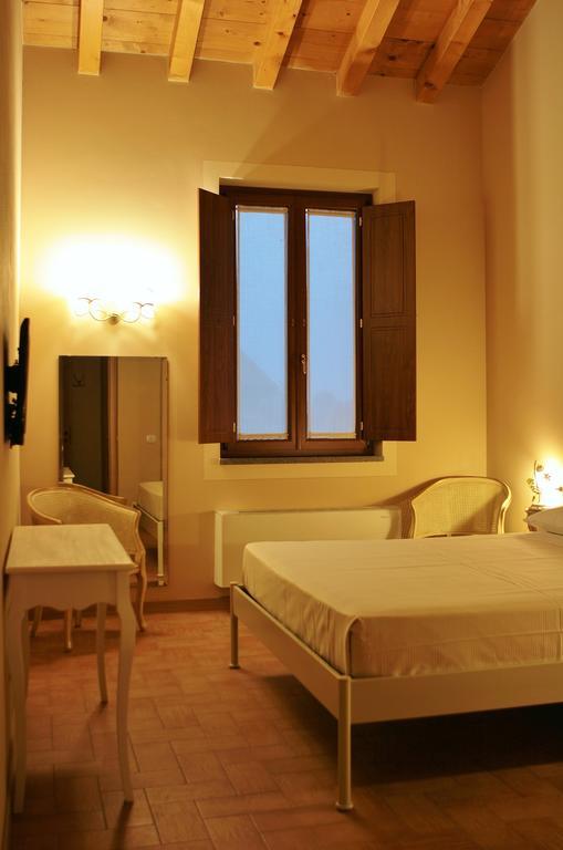 Agriturismo Cavrigo Λόντι Δωμάτιο φωτογραφία