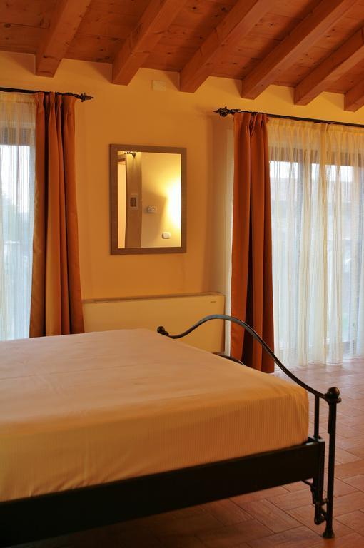 Agriturismo Cavrigo Λόντι Δωμάτιο φωτογραφία